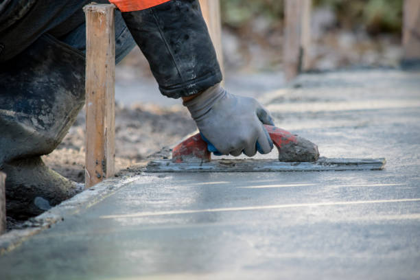 Best Concrete Pool Decks in , KS